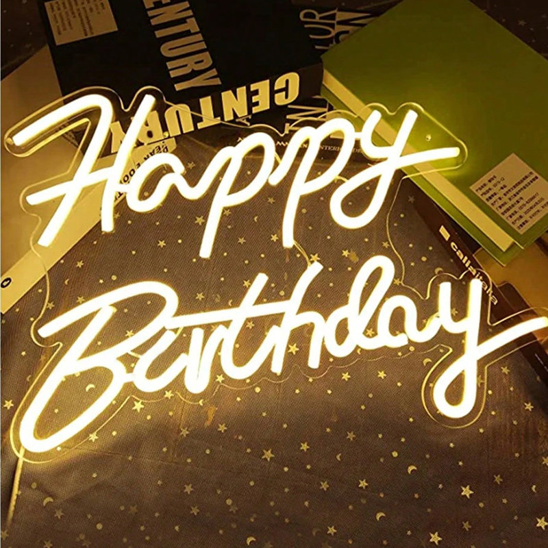 Joyeux anniversaire «Happy Birthday»