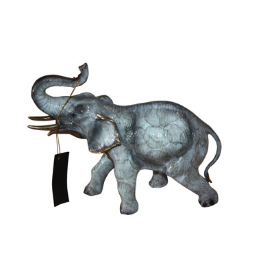 Éléphant avec coffre - Statue - Taille: L 13,5 po x l 5 po x H 12 po.