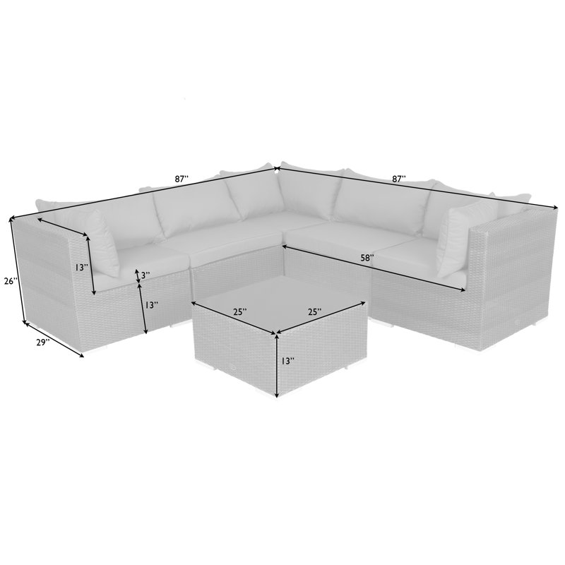 L'ensemble de canapé en osier de patio Sense comprend cinq sièges en osier et un plateau en verre avec finition en osier gris