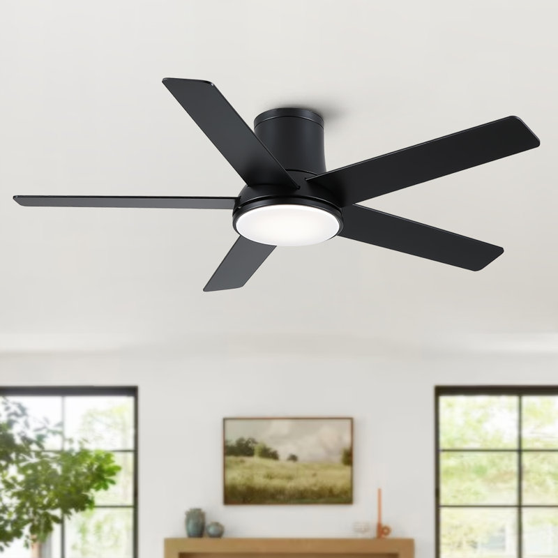 Élégant ventilateur de plafond encastré blanc / noir de 42 po / 52 po avec 5 pales réversibles, un moteur à courant continu silencieux et une télécommande