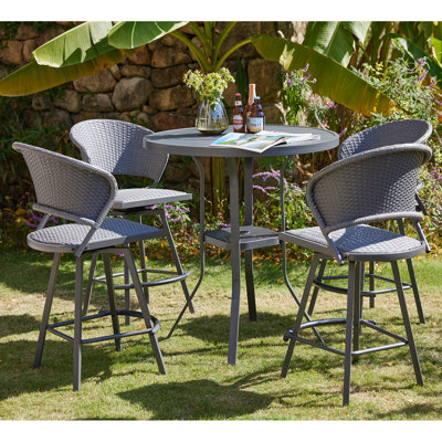 Rosebach 5 Pieces Wicker Bar Set with Stools