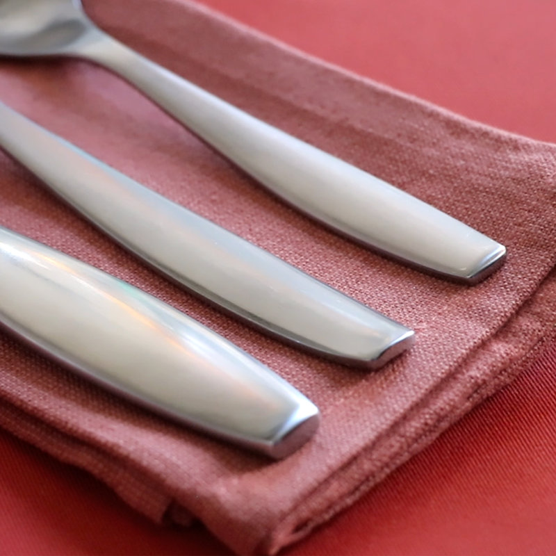 Non Stop 20 Piece Flatware Set, Service for 4