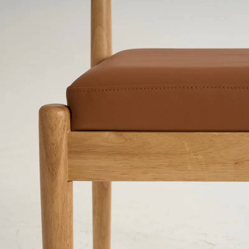 Chaise de salle à manger