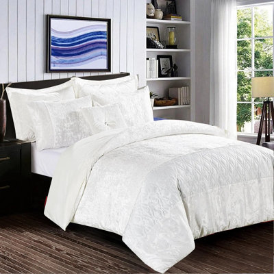 Polyester Ikat Duvet Cover Set with Pillowcases