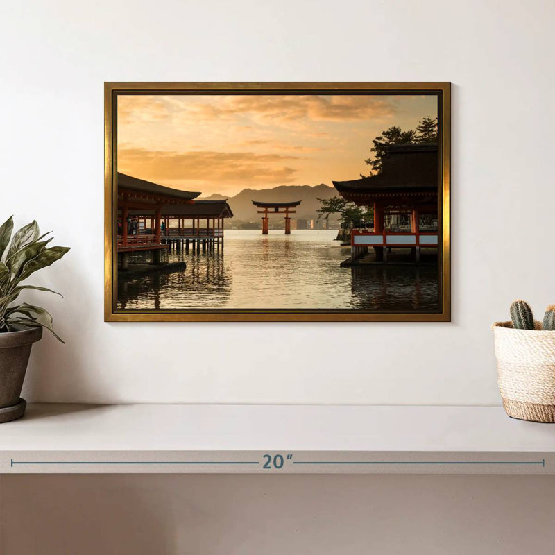 Célèbre sanctuaire Itsukushima, Cadre flottant doré, 13 po x 9 po