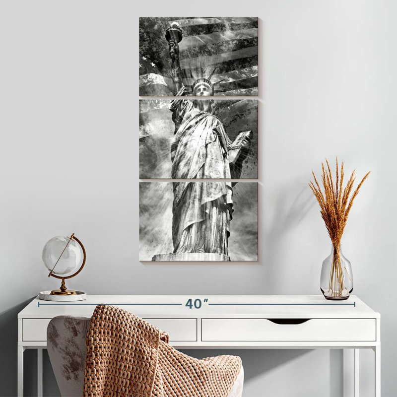 Liberté monochrome, H 32 po x l 15 po