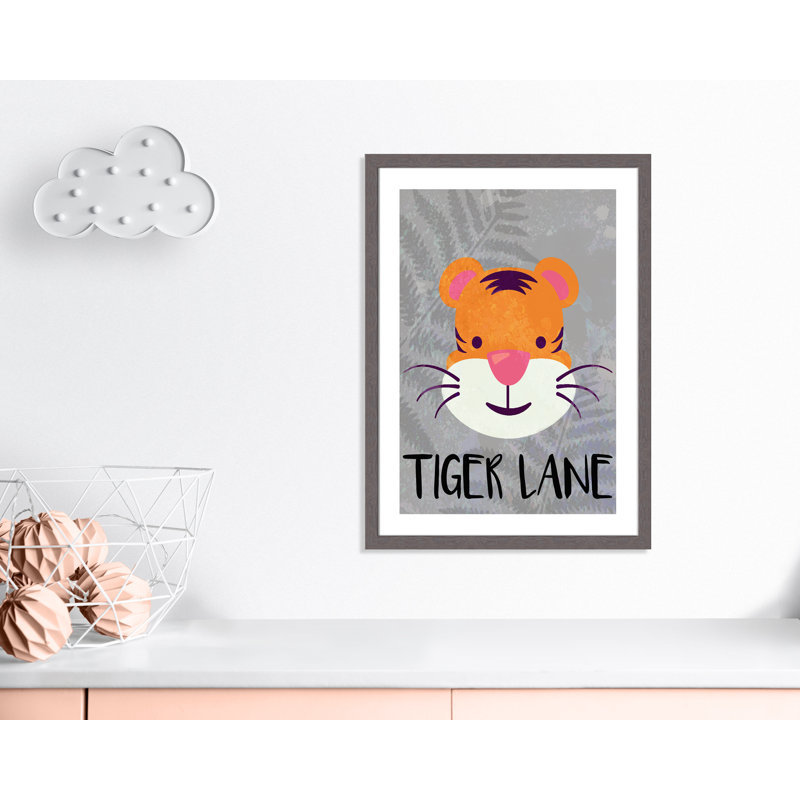 Impression sur papier Tigert Lane Tiger Lane, H 34,5 po x l 24,5 po x P 0,6 po, Encadré plat à grain de bois gris
