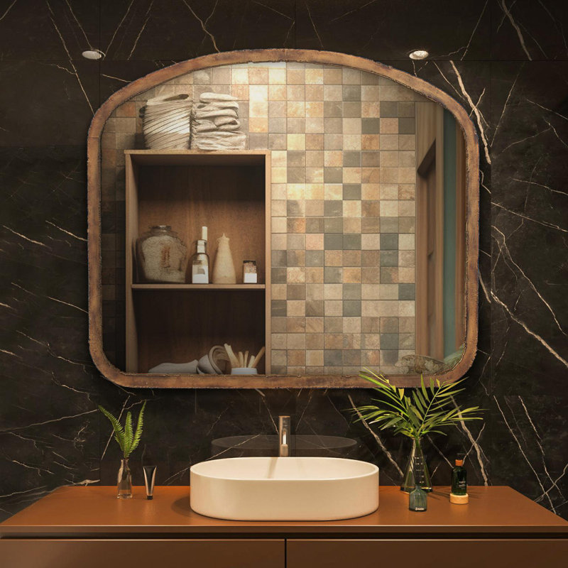 Marius Arched Mirror, Gold