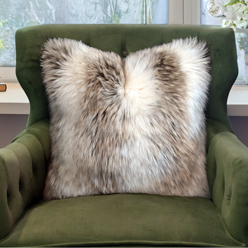Ensemble de coussins décoratifs en fausse fourrure Thomas Collection®, Carré 28 po