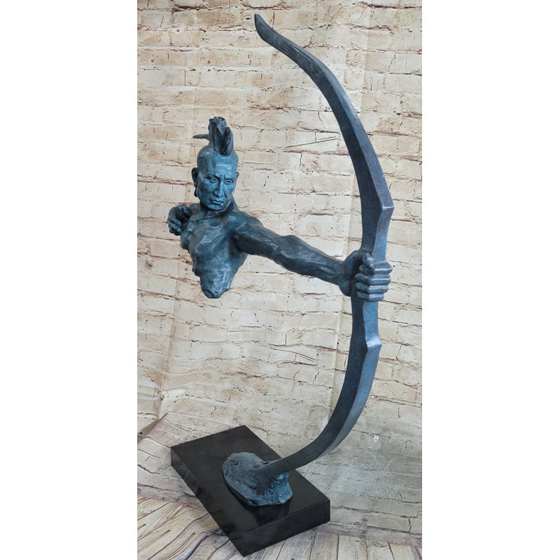 Sculpture de Guerrier indien