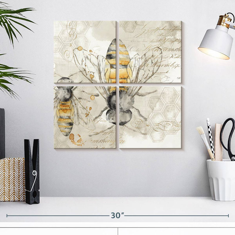 Brampt Queen Bee II, 18" H x 18" W