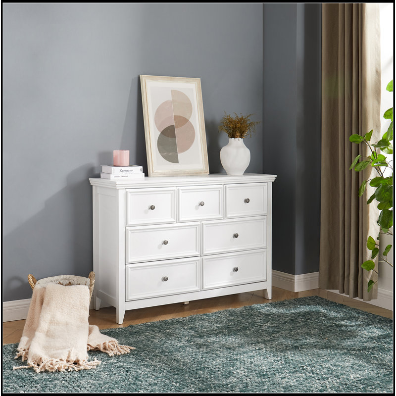 Commode polyvalente à 7 tiroirs pour organiser et coiffer les espaces de vie