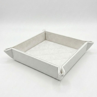 Clutter Tray
