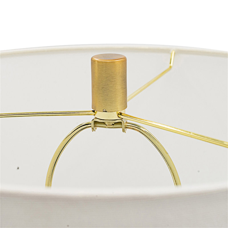 Lampe de table en métal