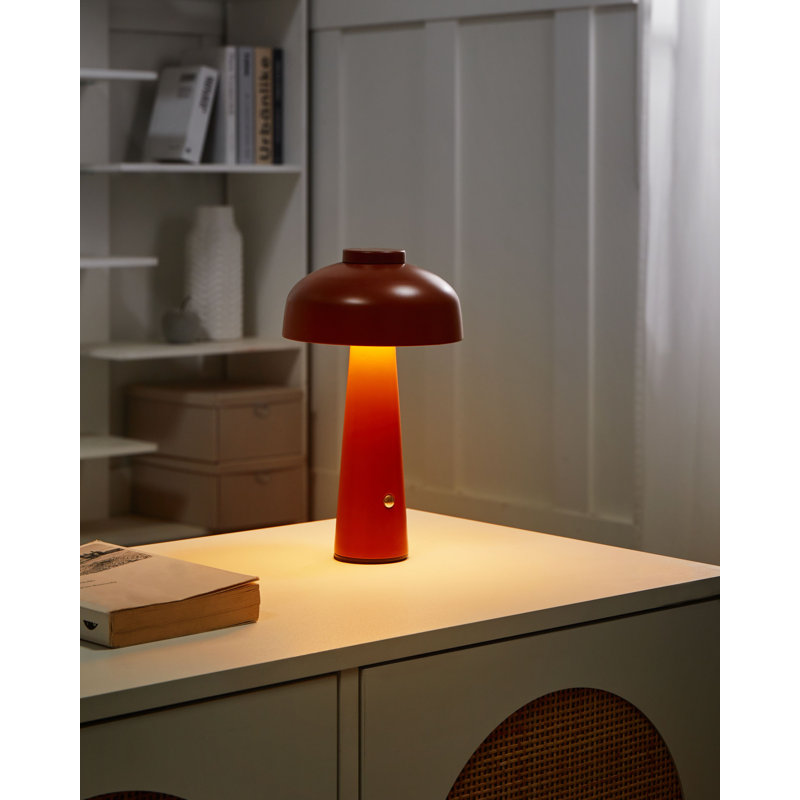 Iron USB Novelty Lamp