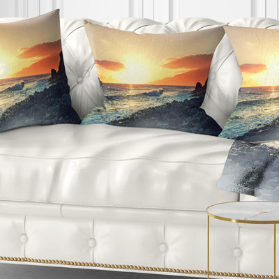 Coussin de mer côte madère avec eaux de mer