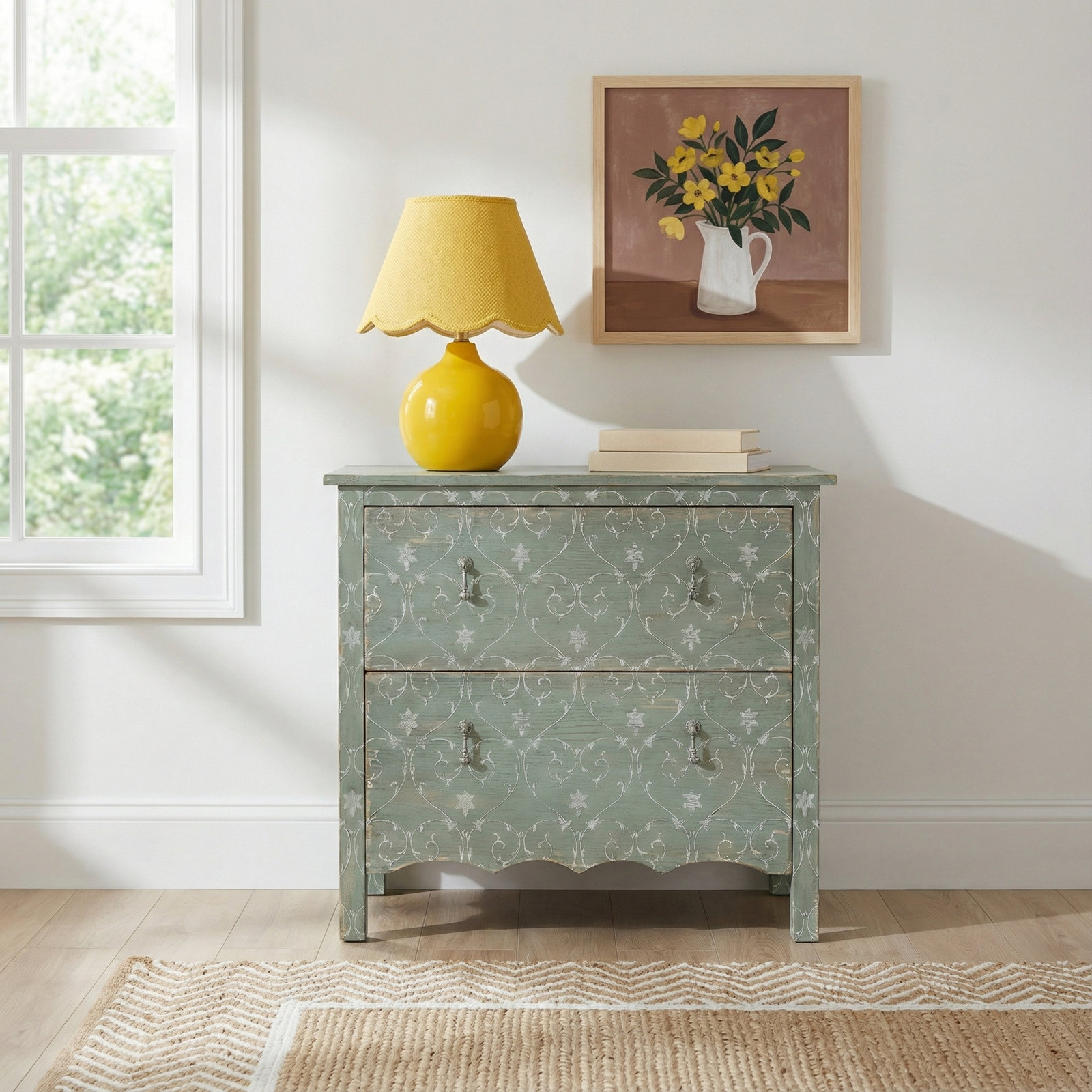 Alcy Accent Chest