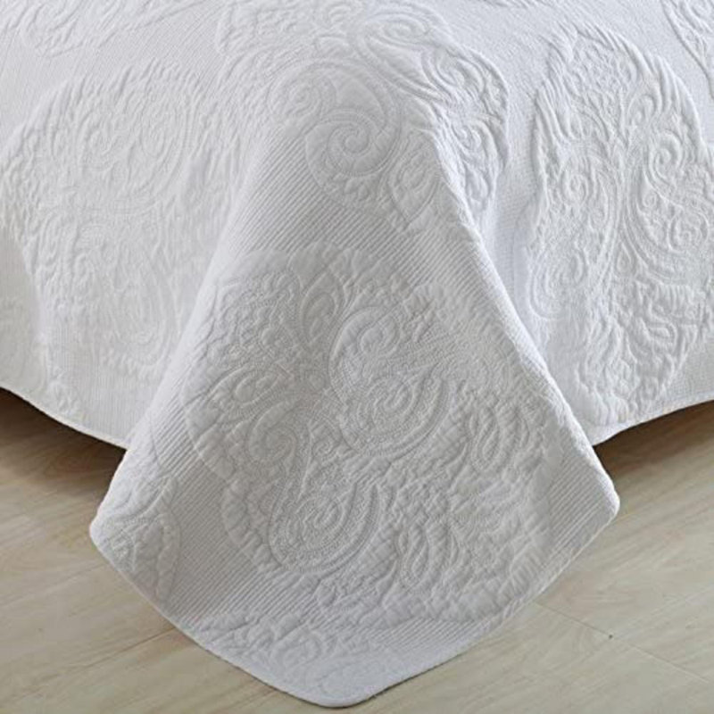 DBOZE Cotton Machine Tufted Coverlet, Queen Coverlet / Bedspread + 2 Pillowcases