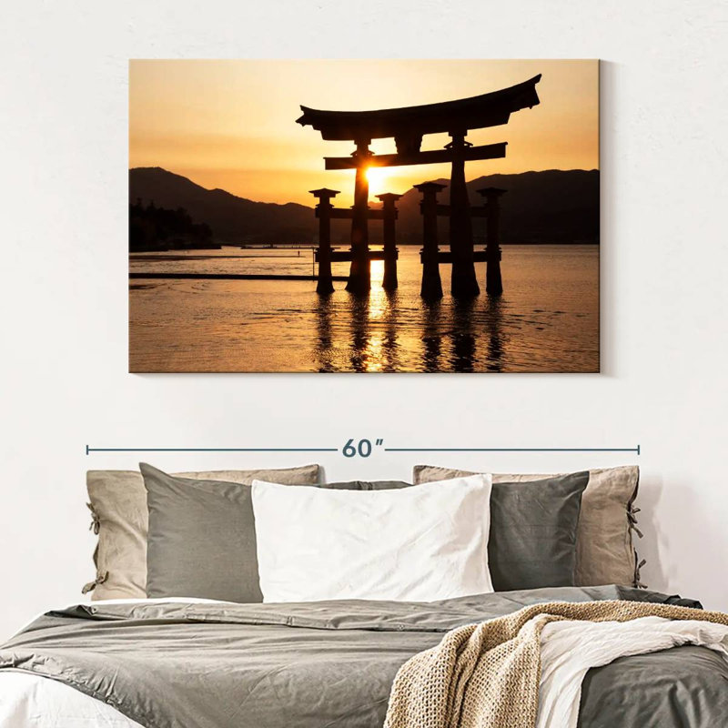 Coucher de soleil Ravi Miyajima Torii, H 34 po x l 51 po