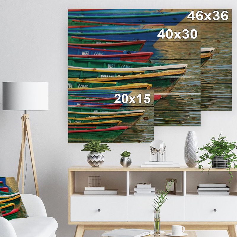 Bateaux colorés sur le lac Phewa au Népal - impression, Bois, H 30 po x l 40 po x P 1,5 po