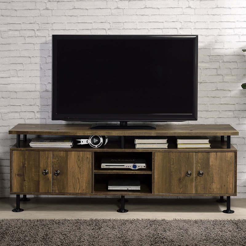 Meuble télé rustique avec plusieurs compartiments de rangement