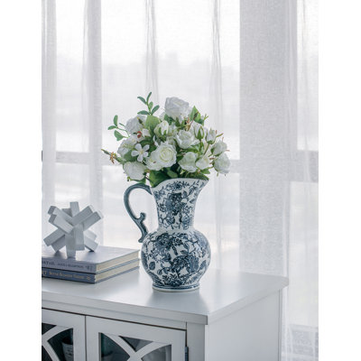 Decorative Urns & Jars