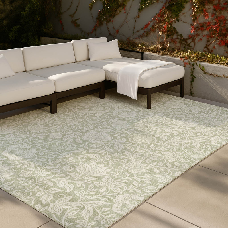 Machine Washable Indoor/Outdoor Chantille ACN2572 Floral Rug, Celery, 2'6" x 3'10"