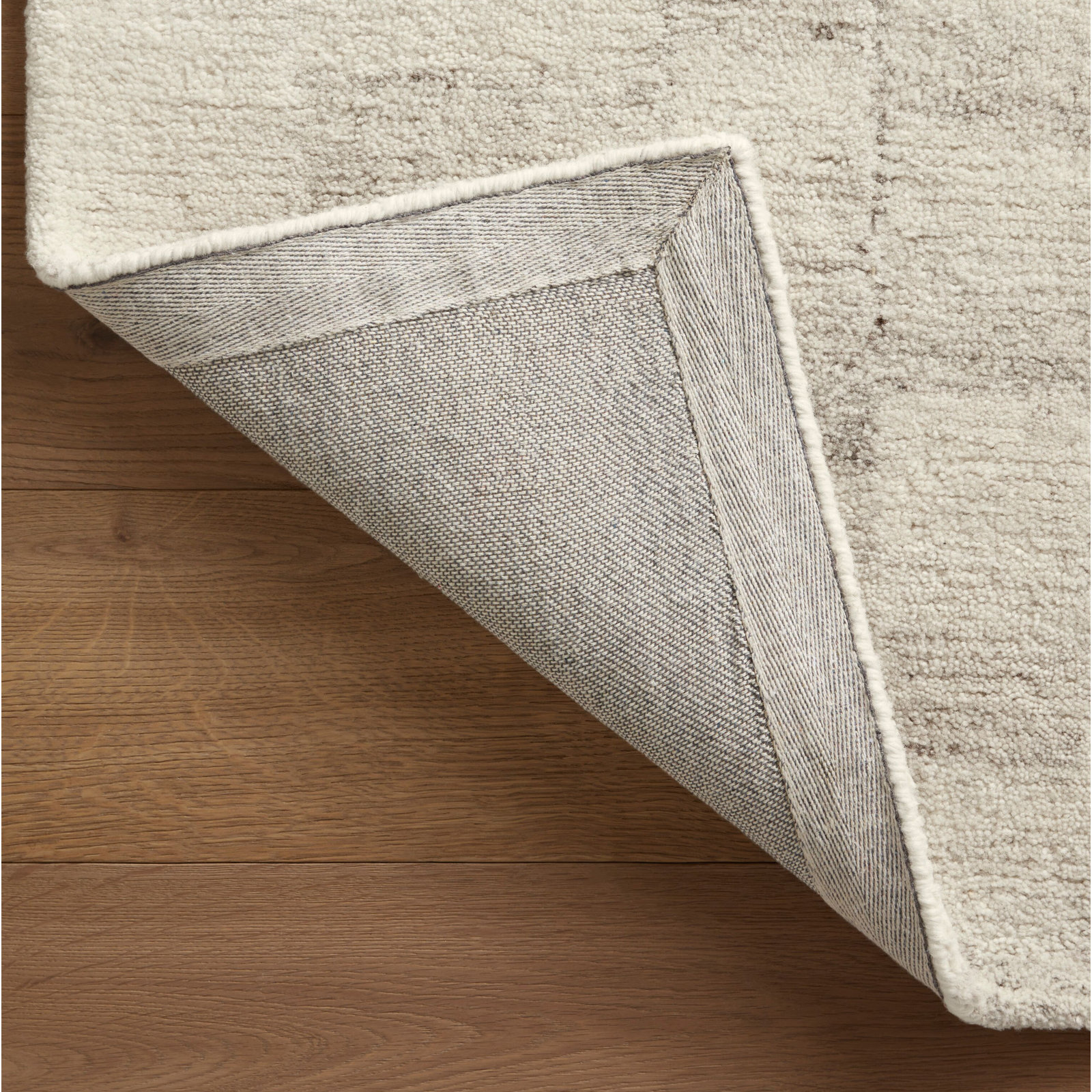 Amber Lewis x Loloi Rocky Ivory / Silver Area Rug, Runner 2'6" x 9'9"