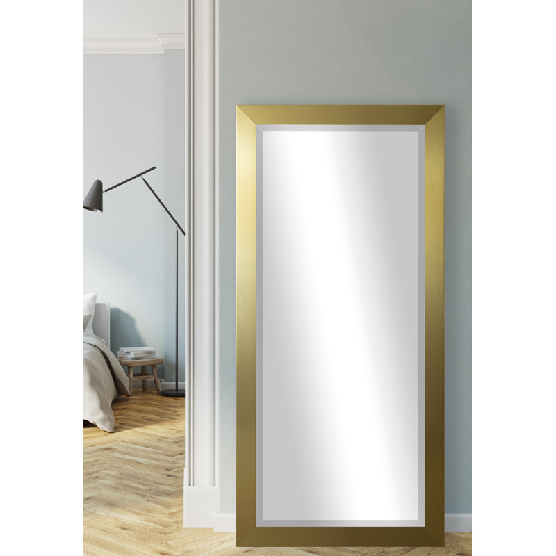 Miroir biseauté moderne / contemporain Ungar, H 65,5 po x l 32 po x P 0,75 po, Doré