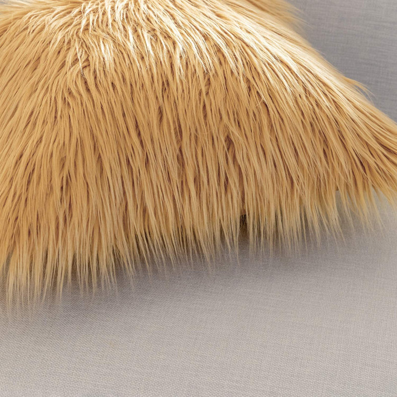 Housse de coussin en fausse fourrure, Brun