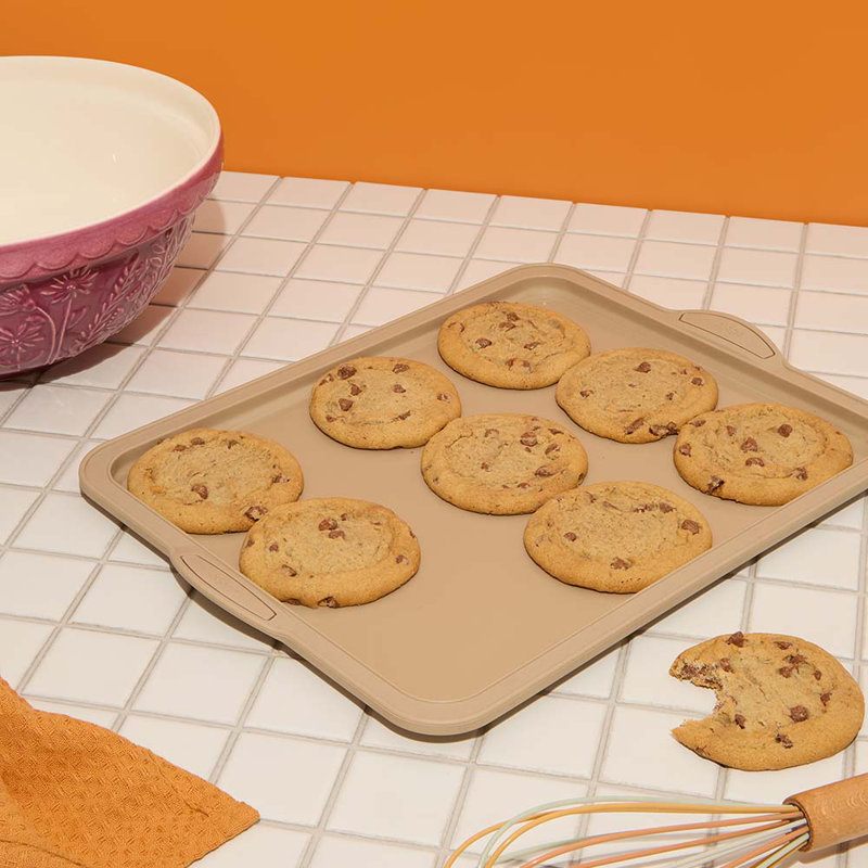 Judge Silicone, 34x28x1cm Baking Tray, Berry, Hazelnut