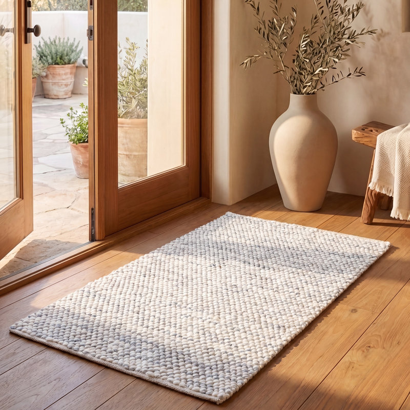 Tapis gris / ivoire à motif géométrique fabriqué à la main Almus, Rectangle 2 pi x 3 pi
