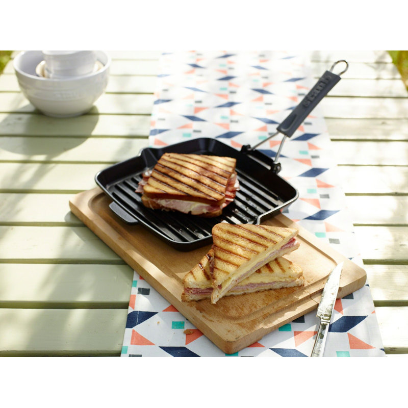 9.45 in. Cast Iron Square Grill Pan