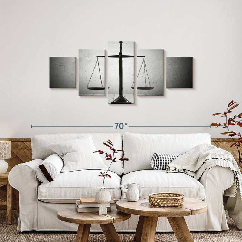 Balance équilibrée de la justice, H 24 po x l 55 po