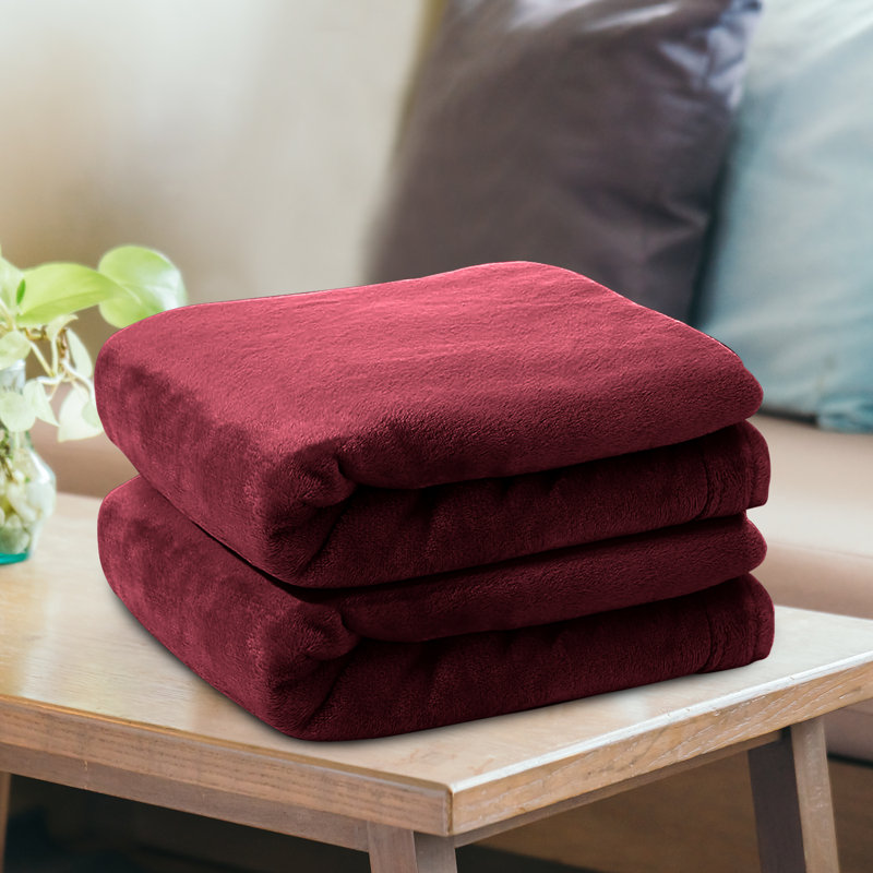 Plush Mink Fleece Blanket – Ultra-Soft, Lightweight Throw For All Seasons, Burgundy, 130cm x 150cm