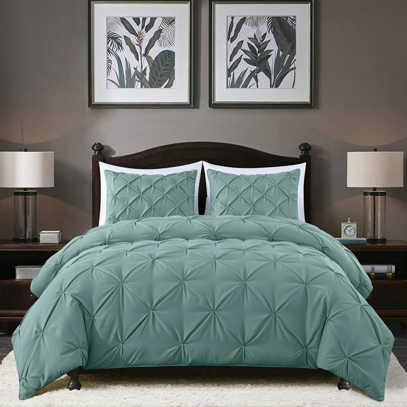 Berlin Pintuck Microfiber 3-Piece Comforter Set, Full Comforter + 2 Standard Shams, Spa Blue