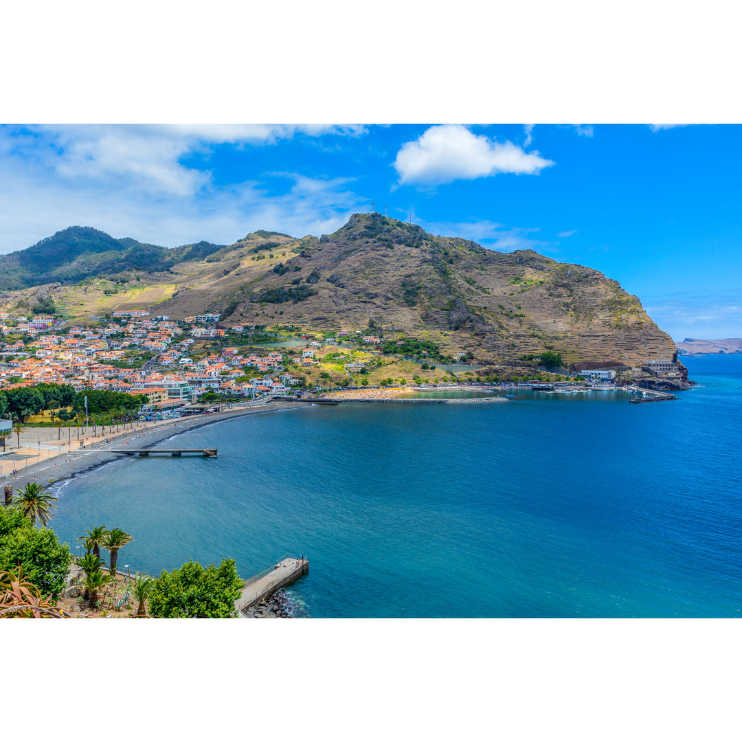 Machico Bay von Aqualuso - Leinwandbild