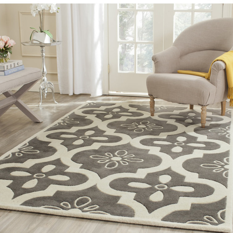 Carolene Hand Tufted Wool Floral Rug