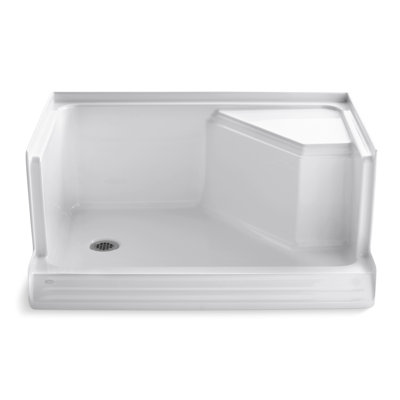 Base de douche à drain à gauche à seuil simple 48 po x 36 po Memoir® avec siège intégré à droite