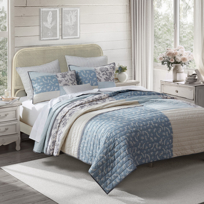 Wonderful 100% Cotton Patchwork Quilt Set, Queen Quilt + 2 Standard Shams