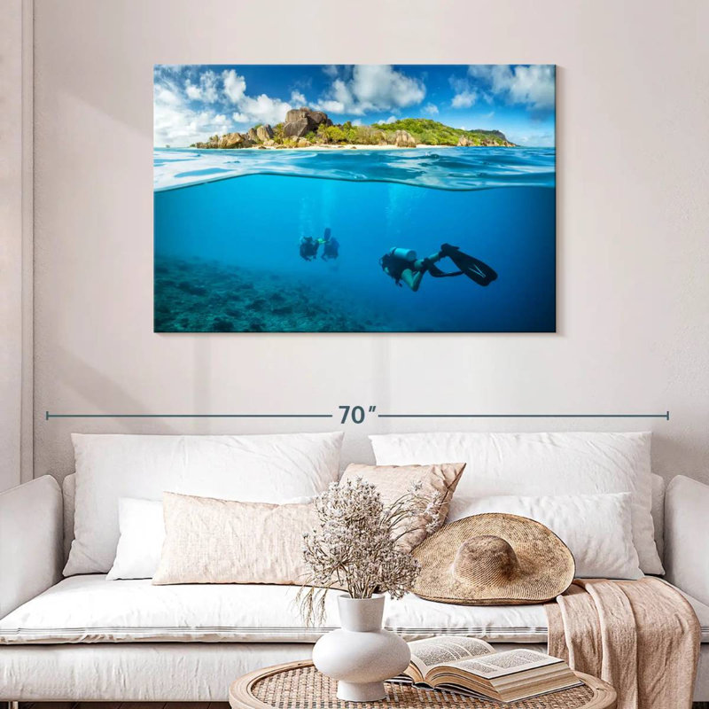 Sireci Diving, 30" H x 45" W