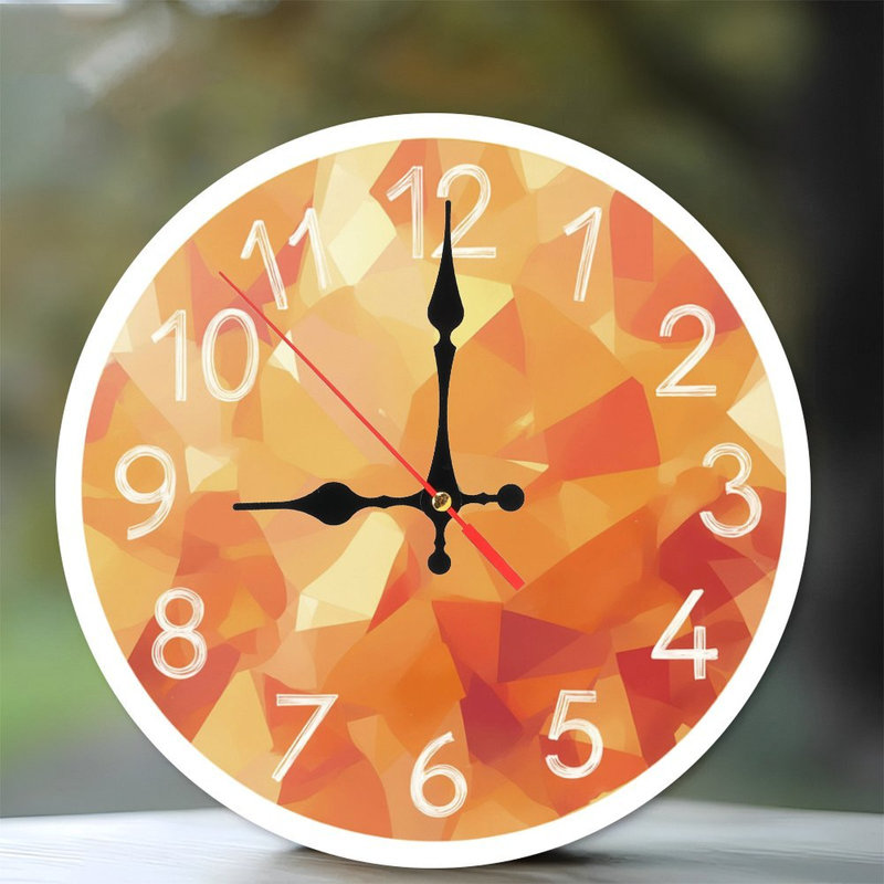 Horloge avec motif de pierres précieuses orange