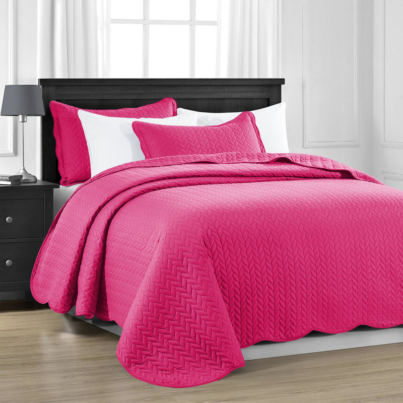 Microfiber Embossed Queen Quilt Sets| Hotel-Quality Bedspread, Pink, Queen Bedspread ( 90 x 96)+ 2 Standard Pillowcases