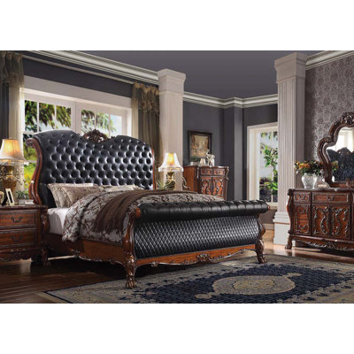 Tufted Upholstered Platform Bed