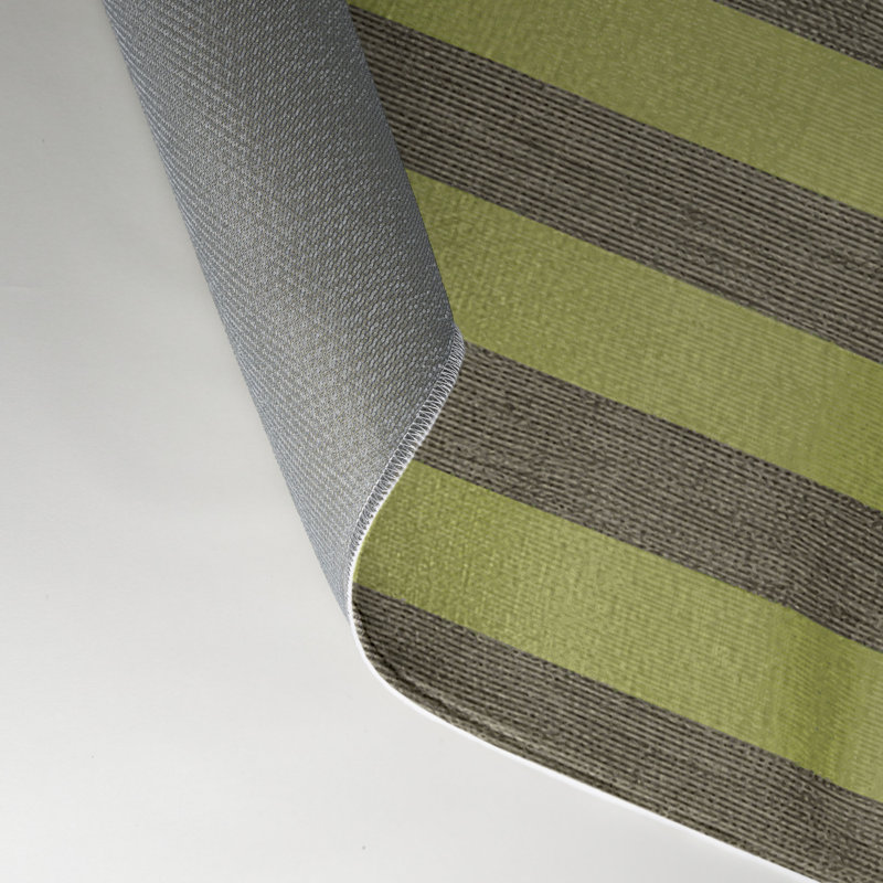 Tapis intérieur / extérieur vert HorizontalStripes, Rectangle 5 pi x 7 pi