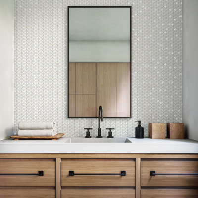 Starcastle 1" Triangle Glass Wall Mosaic (Set of 13)