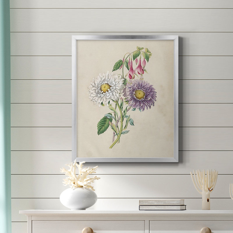 Antique Garden Bouquet III, toile encadrée de qualité supérieure - prête à être accrochée, Argent, H 20 po x l 16 po