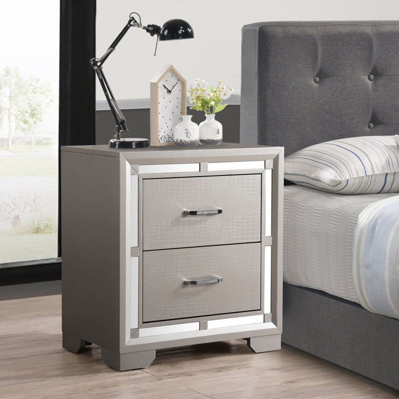 Jackie 24'' W Nightstand