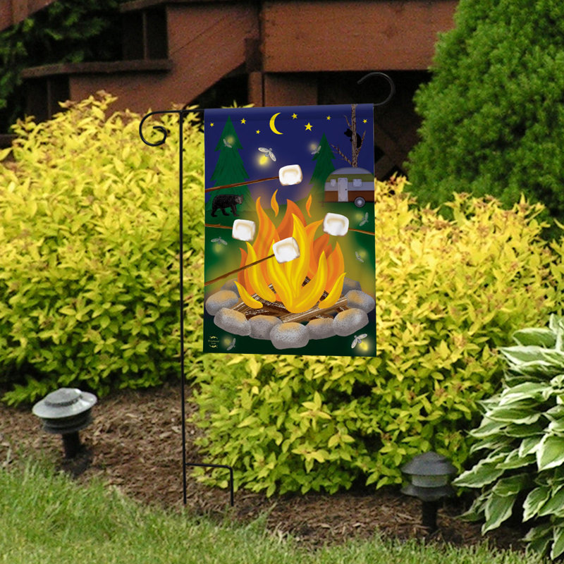 Drapeau de jardin d'été de feu de camp S'mores