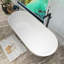 Baignoire autoportante 69 po x 29,5 po à surface solide blanc mat